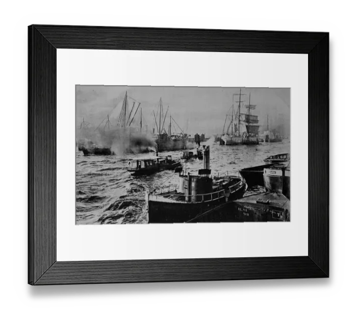 Framed Print : Harbor scene, Hamburg, Germany