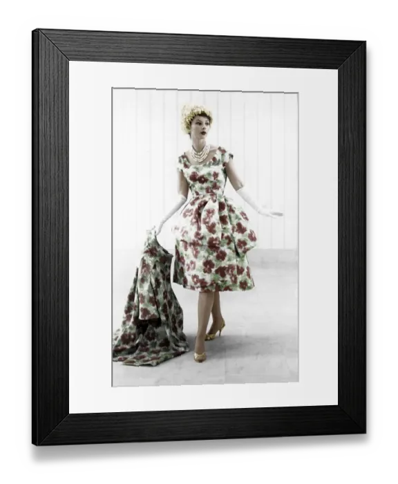 Framed Print : Fashion of the fifties, historical photo Framed Print : Fashion of the fifties, historical photo