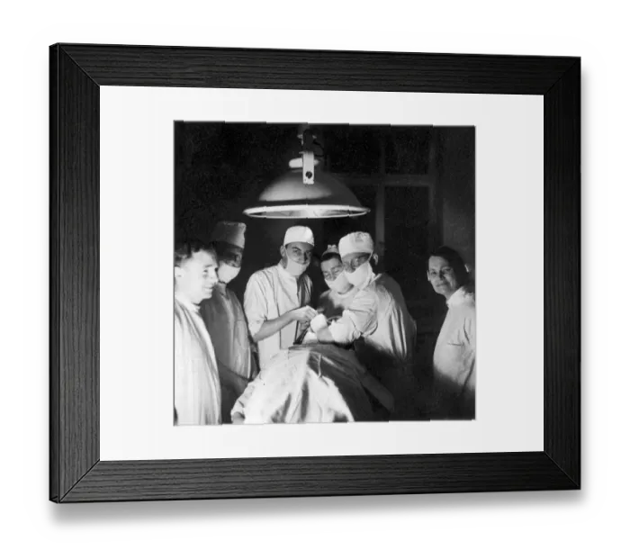 Framed Print : Historic photograph, doctors operating Framed Print : Historic photograph, doctors operating