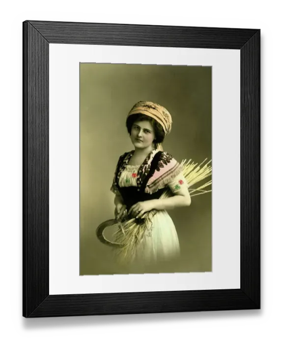 Framed Print : Historic photo, peasant woman, ca. 1915