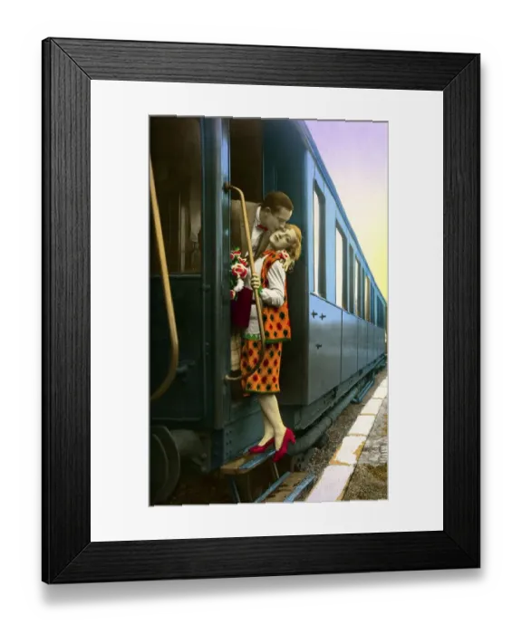 Framed Print : Historic photo, couple saying goodbye to each other at the train station