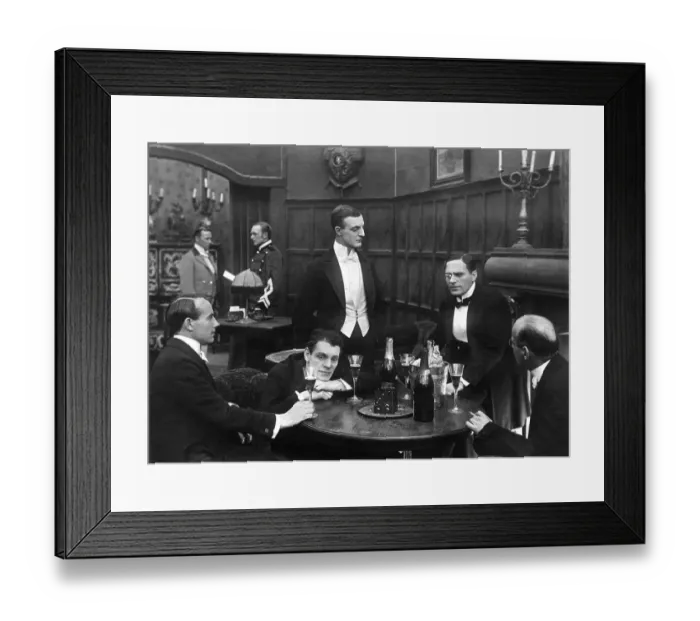 Framed Print : Historic photo, gentlemen's evening in the pub Framed Print : Historic photo, gentlemen's evening in the pub