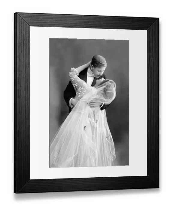 Framed Print : Historic photograph, wedding couple kissing Framed Print : Historic photograph, wedding couple kissing