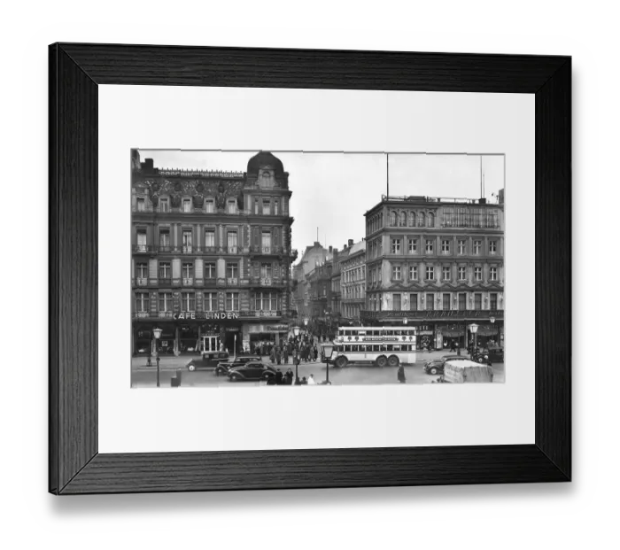 Framed Print : Unter den Linden Boulevard, historical image ca