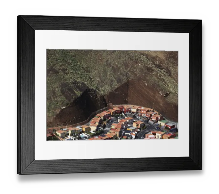 Framed Print : Santa Cruz de La Palma, view from Mirador Glorieta de la Concepcion to a housing estate of the city