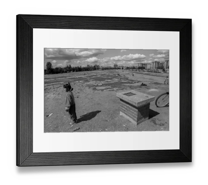 Framed Print : Germany, Berlin, 25 May 1991, area above the former Fuehrerbunker Framed Print : Germany, Berlin, 25 May 1991, area above the former Fuehrerbunker