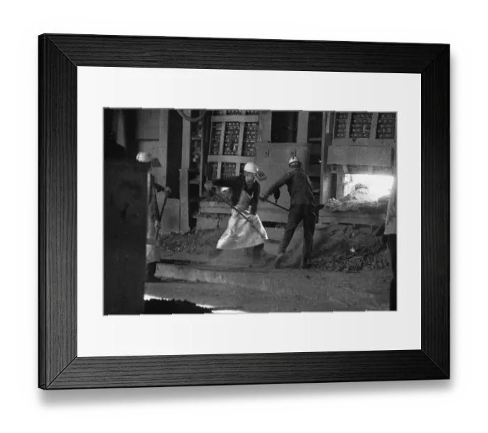 Framed Print : The work of the steelworkers, like here on 31 August 1971 at the Mannesmann-Huettenwerke in Duisburg