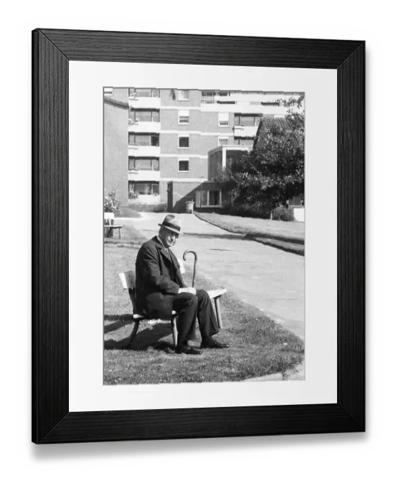 Framed Print : This group of pensioners, seen here on 18 August 1971 in Dortmund