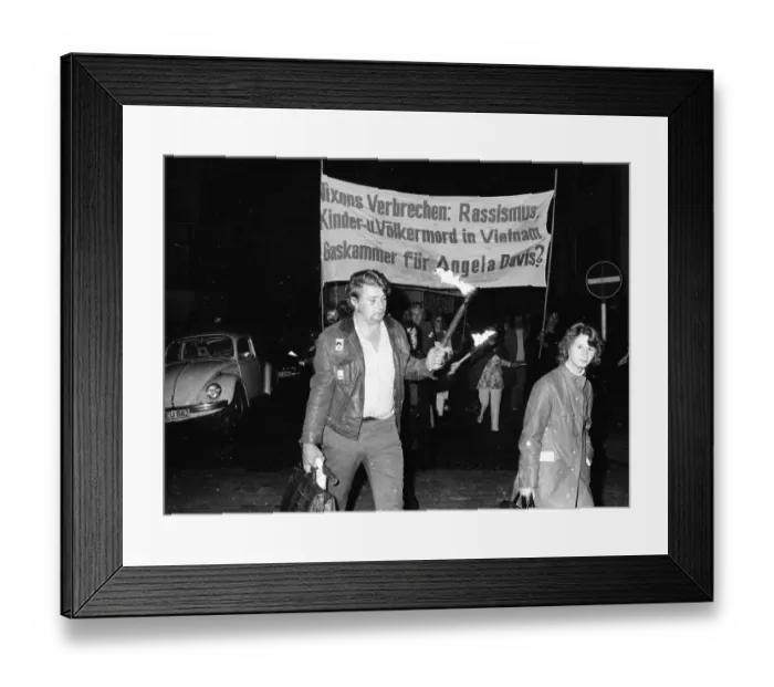 Framed Print : The congress of the DKP-affiliated Socialist German Workers Youth (SDAJ) on 11 Framed Print : The congress of the DKP-affiliated Socialist German Workers Youth (SDAJ) on 11
