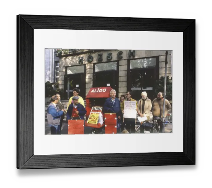 Framed Print : Long-term unemployed, here on 27
