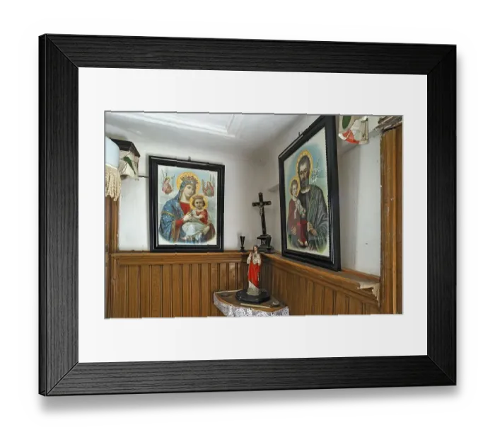 Framed Print : Corner with pictures of saints and a Christ figure in a parlour at the time around 1940 Framed Print : Corner with pictures of saints and a Christ figure in a parlour at the time around 1940