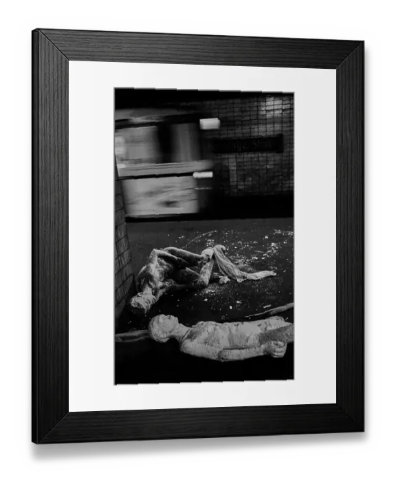 Framed Print : GDR, Berlin, 17 June 1990, Oranienburger Strasse S-Bahn station