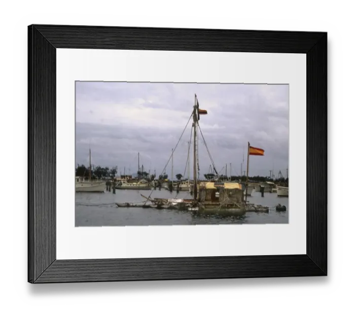 Framed Print : MOOLOOLABA, QUEENSLAND