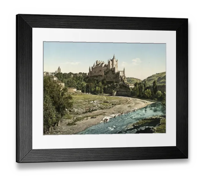 Framed Print : El Alcazar Castle in Segovia, Spain