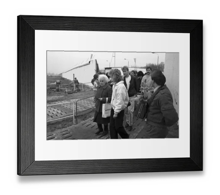 Framed Print : Fall of the Berlin Wall, Berlin, Germany, Europe Framed Print : Fall of the Berlin Wall, Berlin, Germany, Europe