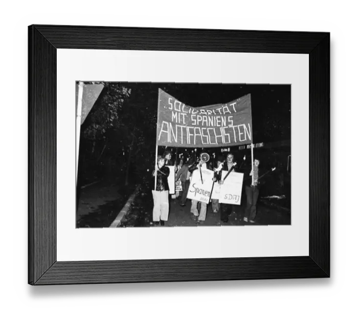 Framed Print : The Franco dictatorship's persecution of Spanish democrats prompted workers