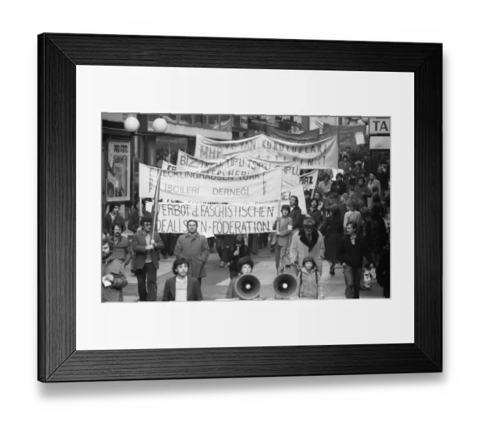 Framed Print : A ban on the Turkish right-wing organisation Graue Woelfe Framed Print : A ban on the Turkish right-wing organisation Graue Woelfe