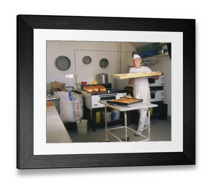 Framed Print : A baker at a farm, here on 22.10 Framed Print : A baker at a farm, here on 22.10