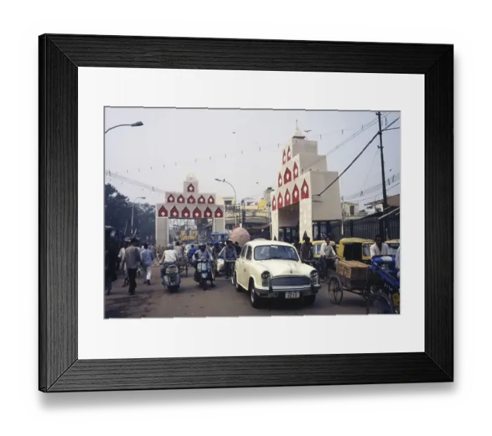 Framed Print : Traffic, here in New Delhi, Agra and Central India in October 1999 Framed Print : Traffic, here in New Delhi, Agra and Central India in October 1999