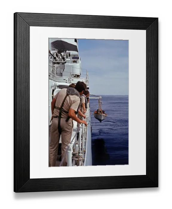 Framed Print : Cutter manoeuvre, soldiers, 56th foreign training voyage