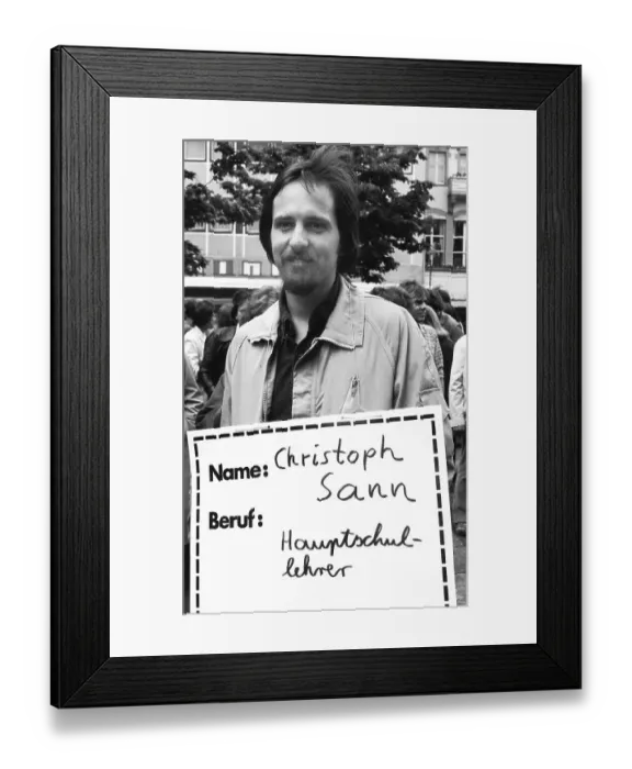 Framed Print : The Dortmund Regional Court's court hearing against train conductor Hans-Juergen Langmann was accompanied by