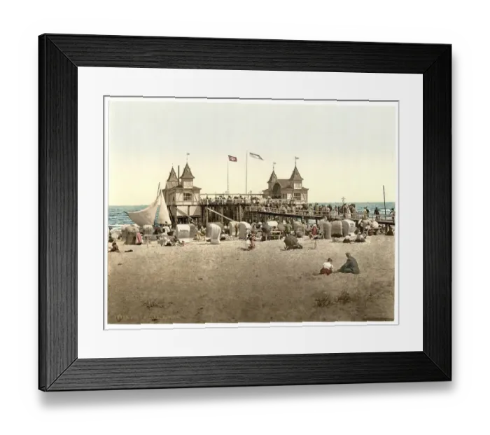 Framed Print : The pier in Ahlbeck, Baltic Sea Framed Print : The pier in Ahlbeck, Baltic Sea