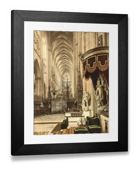 Framed Print : Interior view of Notre Dame d'Amiens Cathedral