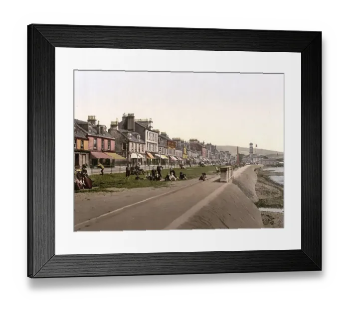 Framed Print : Esplanade West, Helensburgh, a town in Argyll and Bute Framed Print : Esplanade West, Helensburgh, a town in Argyll and Bute