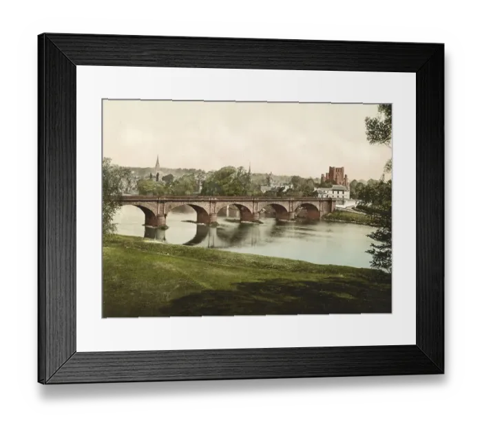 Framed Print : Kelso. Bridge and Kelso Abbey, a former abbey in south-east Scotland Framed Print : Kelso. Bridge and Kelso Abbey, a former abbey in south-east Scotland
