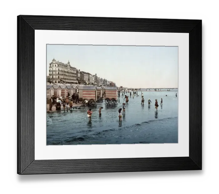 Framed Print : Bathers on the beach of Blankenberghe