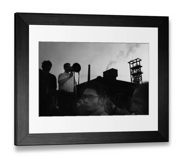 Framed Print : The spontaneous strike, here on 10