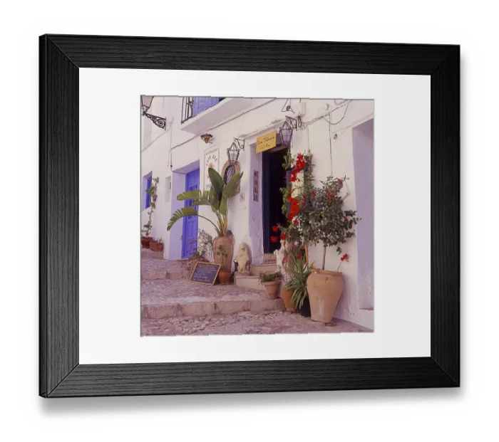 Framed Print : Entrance to a small alley cafe in Frigiliana