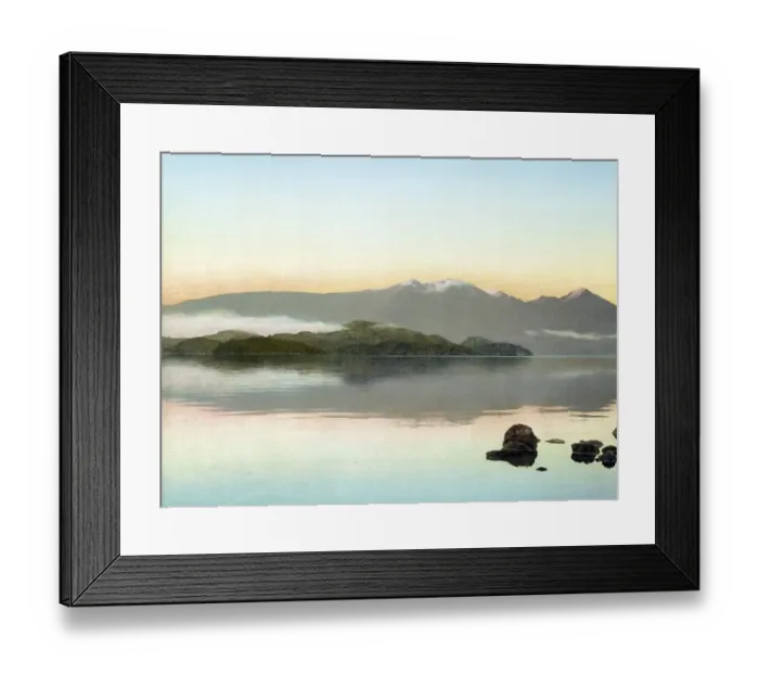 Framed Print : The South Fjord, Lake Te Anau, in the southwestern corner of the South Island of New Zealand Framed Print : The South Fjord, Lake Te Anau, in the southwestern corner of the South Island of New Zealand