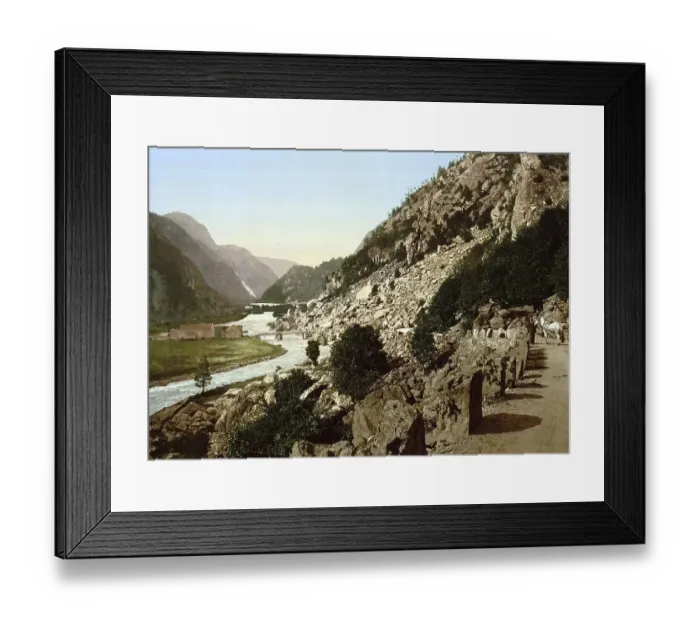 Framed Print : On the road from Laatefos to Odde