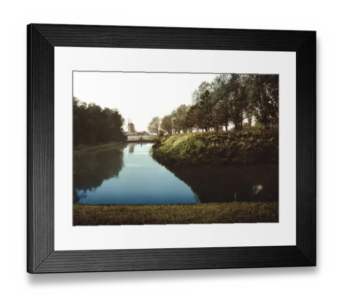 Framed Print : View of Kungsparken, Malmoe, Sweden