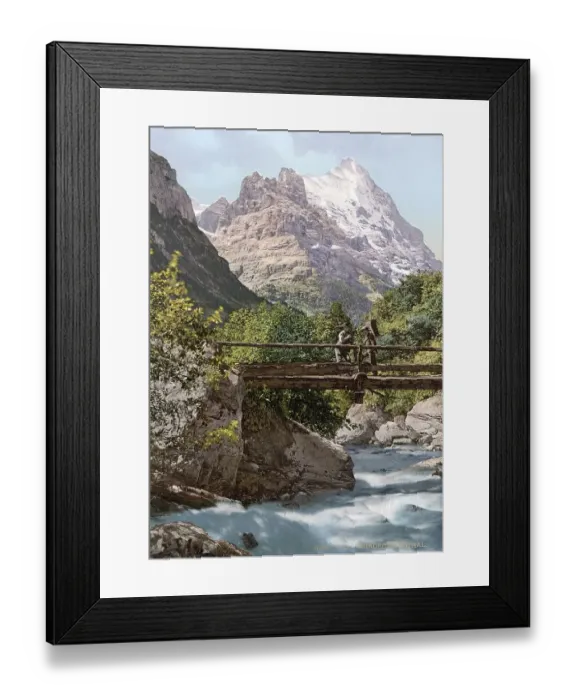 Framed Print : Grindelwald, Fussgaengerbruecke und Berggipfel