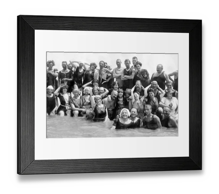 Framed Print : Group with bathers in the water
