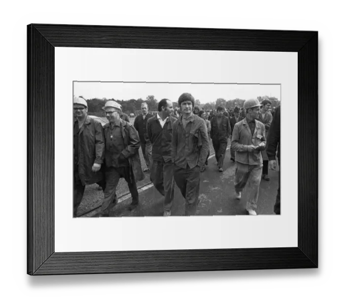 Framed Print : Workers and employees of Chemische Werke Huels (CWH)