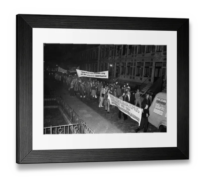 Framed Print : The congress of the DKP-affiliated Socialist German Workers Youth (SDAJ) on 11 Framed Print : The congress of the DKP-affiliated Socialist German Workers Youth (SDAJ) on 11