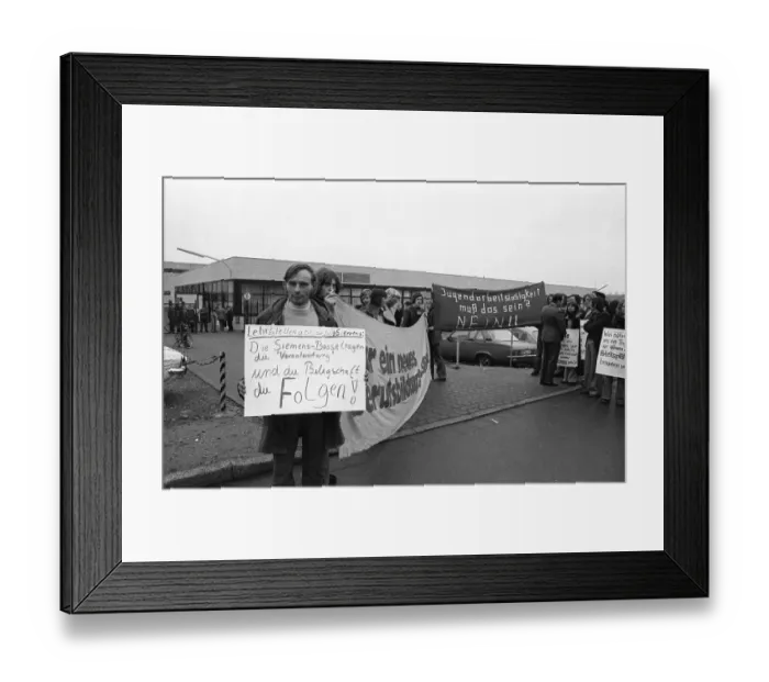 Framed Print : Apprentices of the Siemens company Framed Print : Apprentices of the Siemens company