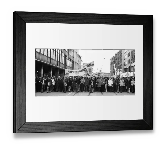 Framed Print : Demonstrations from 1-5 April 1975 in the centre of Hanover Framed Print : Demonstrations from 1-5 April 1975 in the centre of Hanover