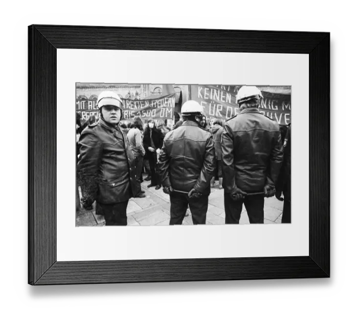 Framed Print : Demonstrations from 1-5 April 1975 in the centre of Hanover
