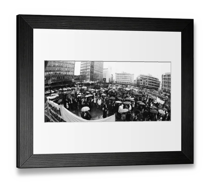 Framed Print : Against the war in Vietnam, supporters of the peace movement demonstrated in Essen