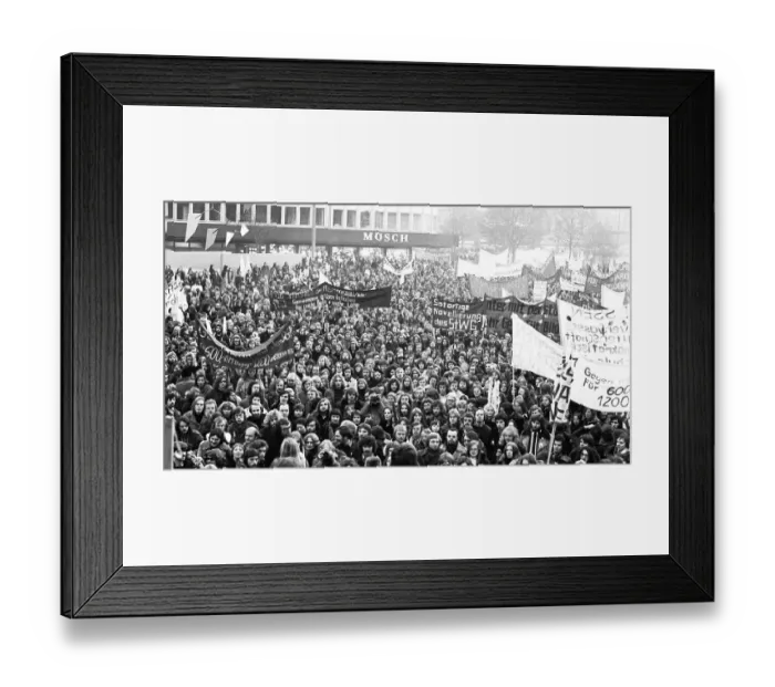 Framed Print : More than 10, 000 students demonstrated in Duesseldorf on 7 November 1974 for more Bafoeg