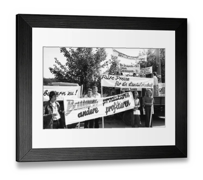 Framed Print : Farmers marched with their tractors to a protest in Aachen on 17