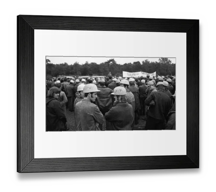 Framed Print : Workers and employees of Chemische Werke Huels (CWH)