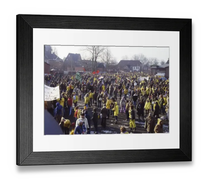 Framed Print : DEU, Germany, Dortmund: Personalities from politics Framed Print : DEU, Germany, Dortmund: Personalities from politics