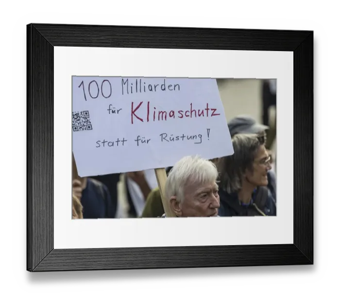 Framed Print : Fridays for Future demonstration on 25 September 2022 in Cologne Framed Print : Fridays for Future demonstration on 25 September 2022 in Cologne