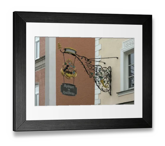 Framed Print : Nose sign from Wirtshaus Hoellbraeu