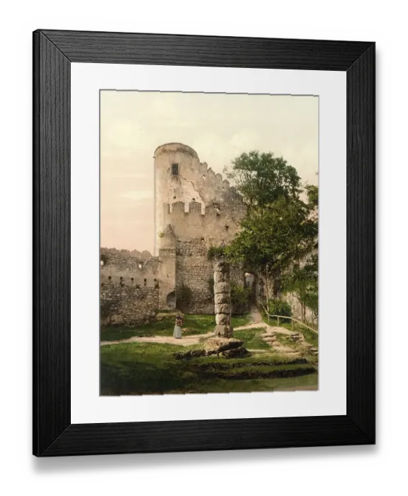 Framed Print : Castle courtyard and pillory of Kynast